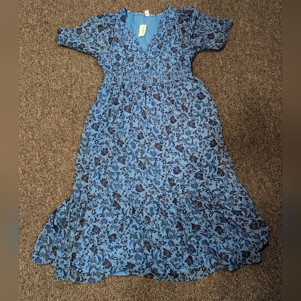 Old Navy Blue Floral Midi Dress - Picture 5 of 5